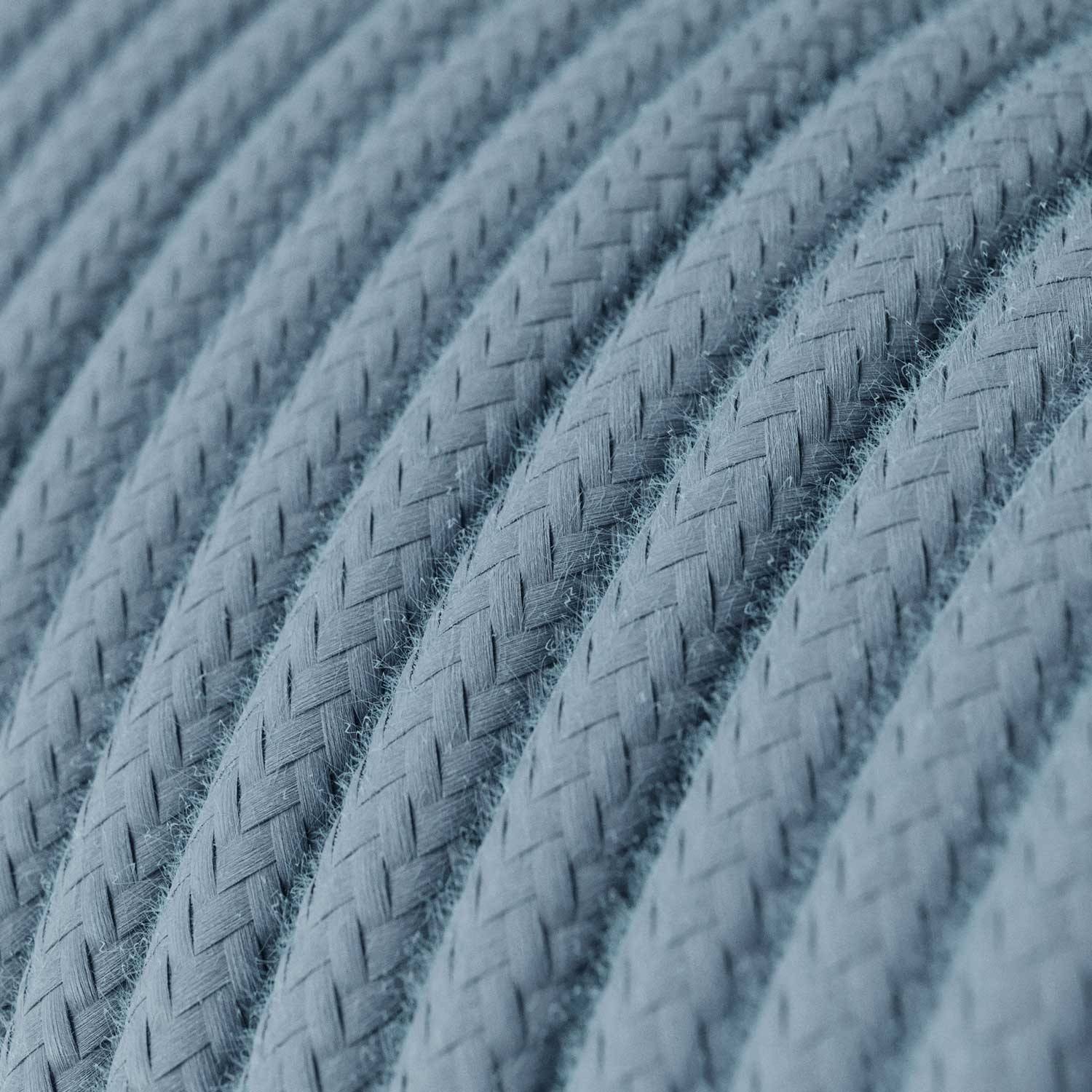 Lámpara colgante de silicona colorida con cable textil.