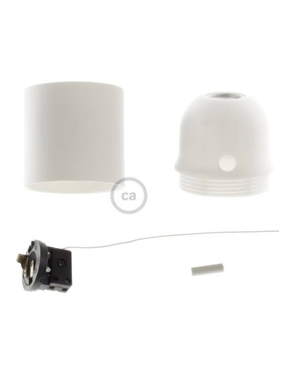 Thermoplastic E27 lamp holder kit with pull switch