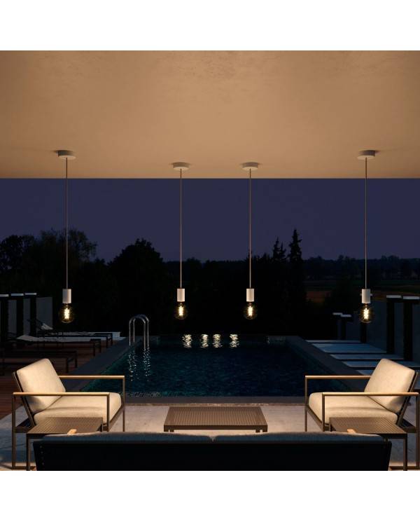 EIVA ELEGANT Suspensão exterior com cabo têxtil, rosácea de teto em silicone e casquilho IP65 impermeável