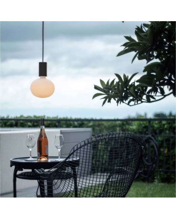 EIVA ELEGANT Suspensão exterior com cabo têxtil, rosácea de teto em silicone e casquilho IP65 impermeável