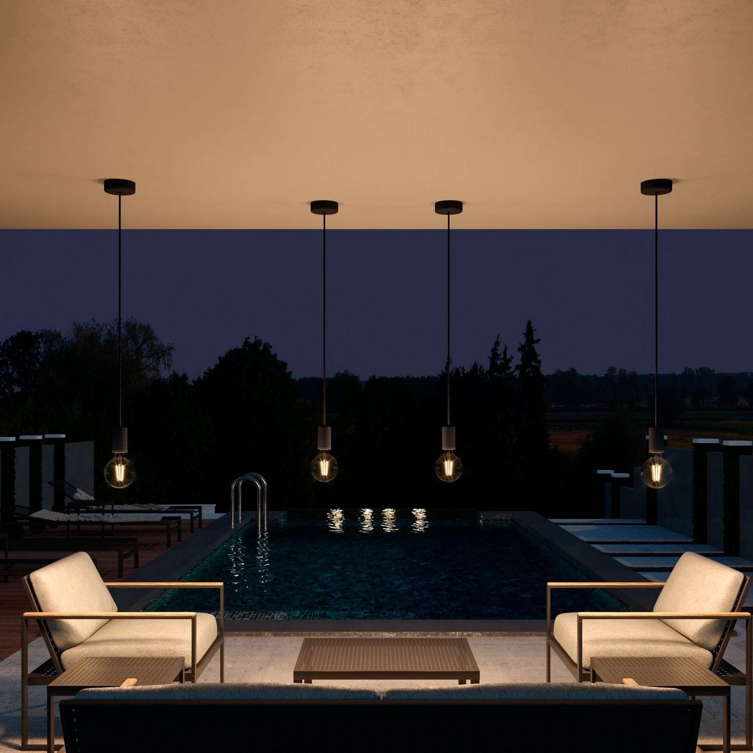 EIVA ELEGANT Suspensão exterior com cabo têxtil, rosácea de teto em silicone e casquilho IP65 impermeável