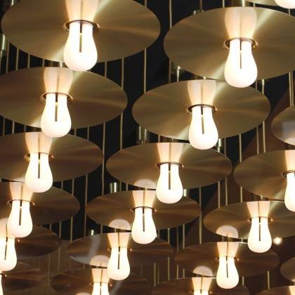 Lâmpada LED Plumen 002 6,5W E27 Dimável 2200K