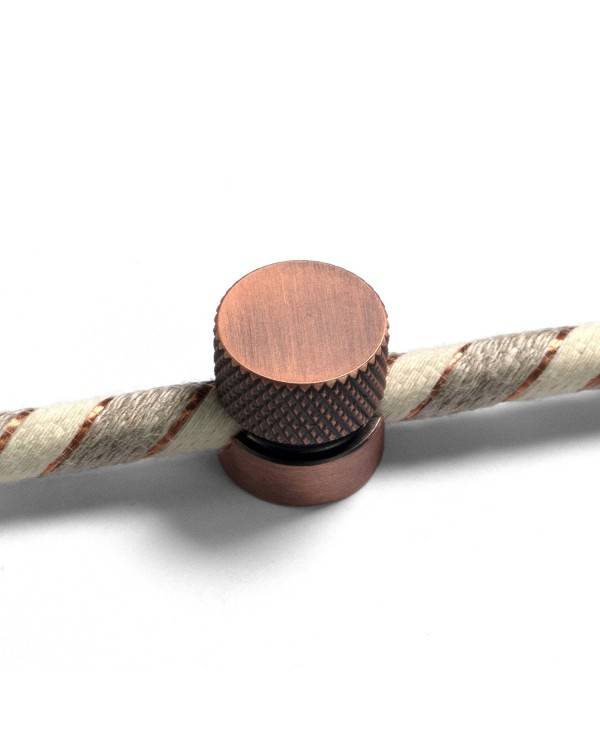 Sarè - kovová nástěnná kabelová svorka pro textilní kabely - 2 ks