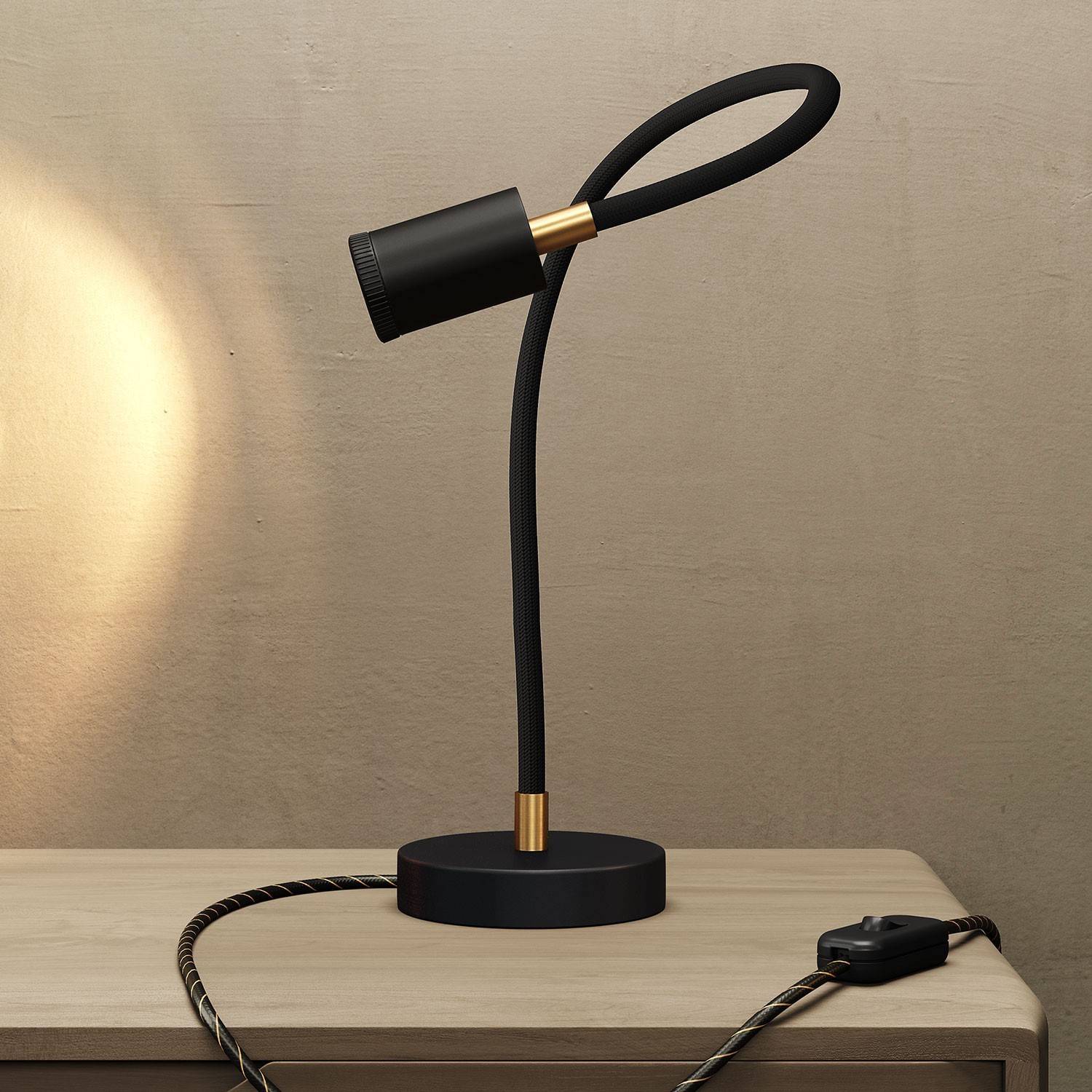 Elastyczna lampa stołowa Table Flex GU1d0 z małym reflektorem LED i wtyczką UK