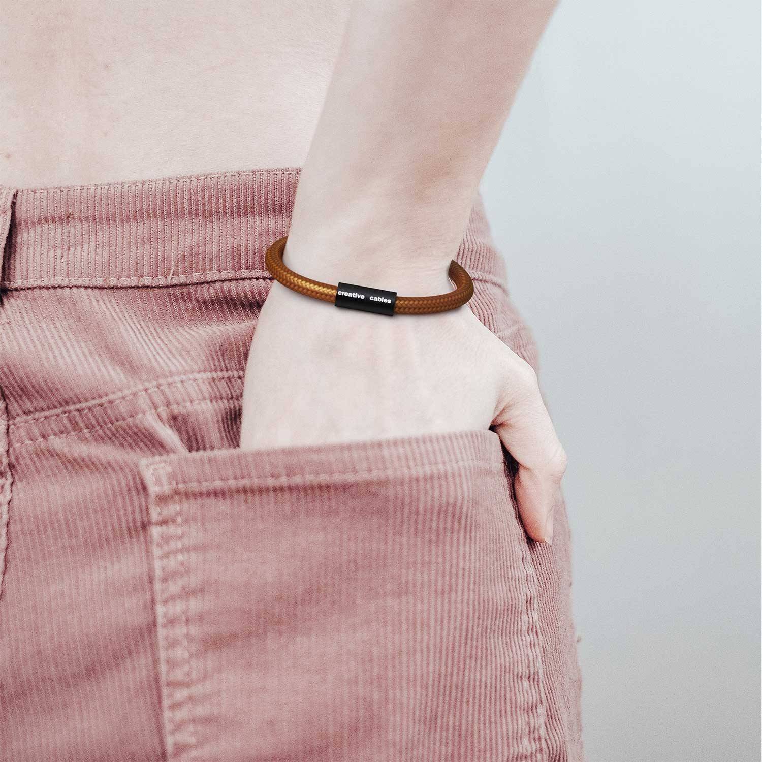 Armband av textilkabel med magnetlås - RM22 Whiskey