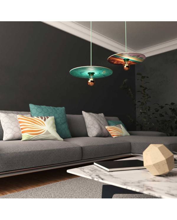 Lampa wisząca z kablem w oplocie, dwustronnym drewnianym kloszem UFO i metalowymi elementami - Made in Italy