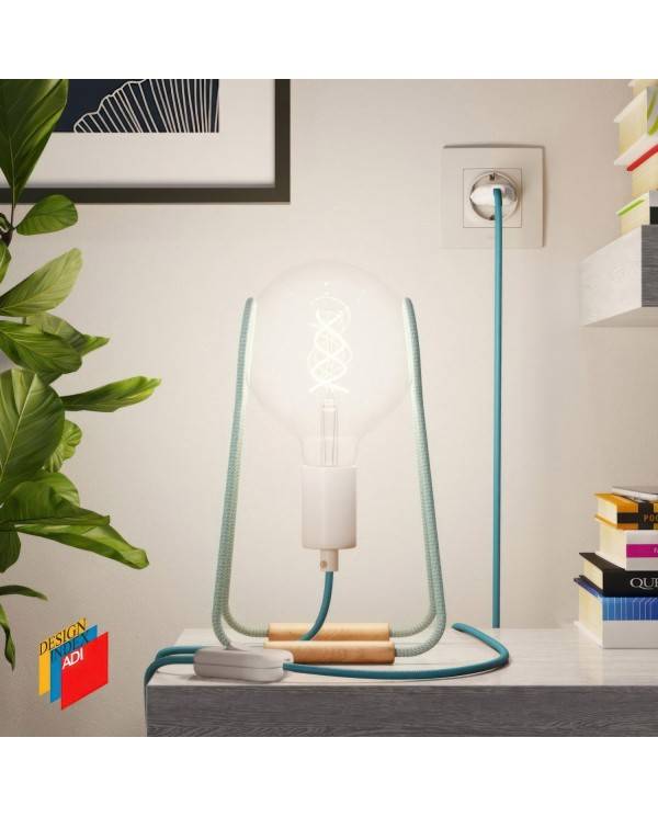 Kovová stolní lampa Taché s textilním kabelem, vypínačem a dvoupólovou zástrčkou