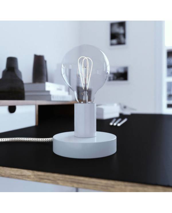 Lampa Posaluce - Metalowa lampa stołowa z dwubiegunową wtyczką