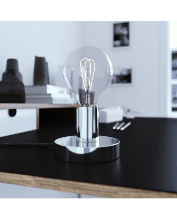 Lampa Posaluce - Metalowa lampa stołowa z dwubiegunową wtyczką